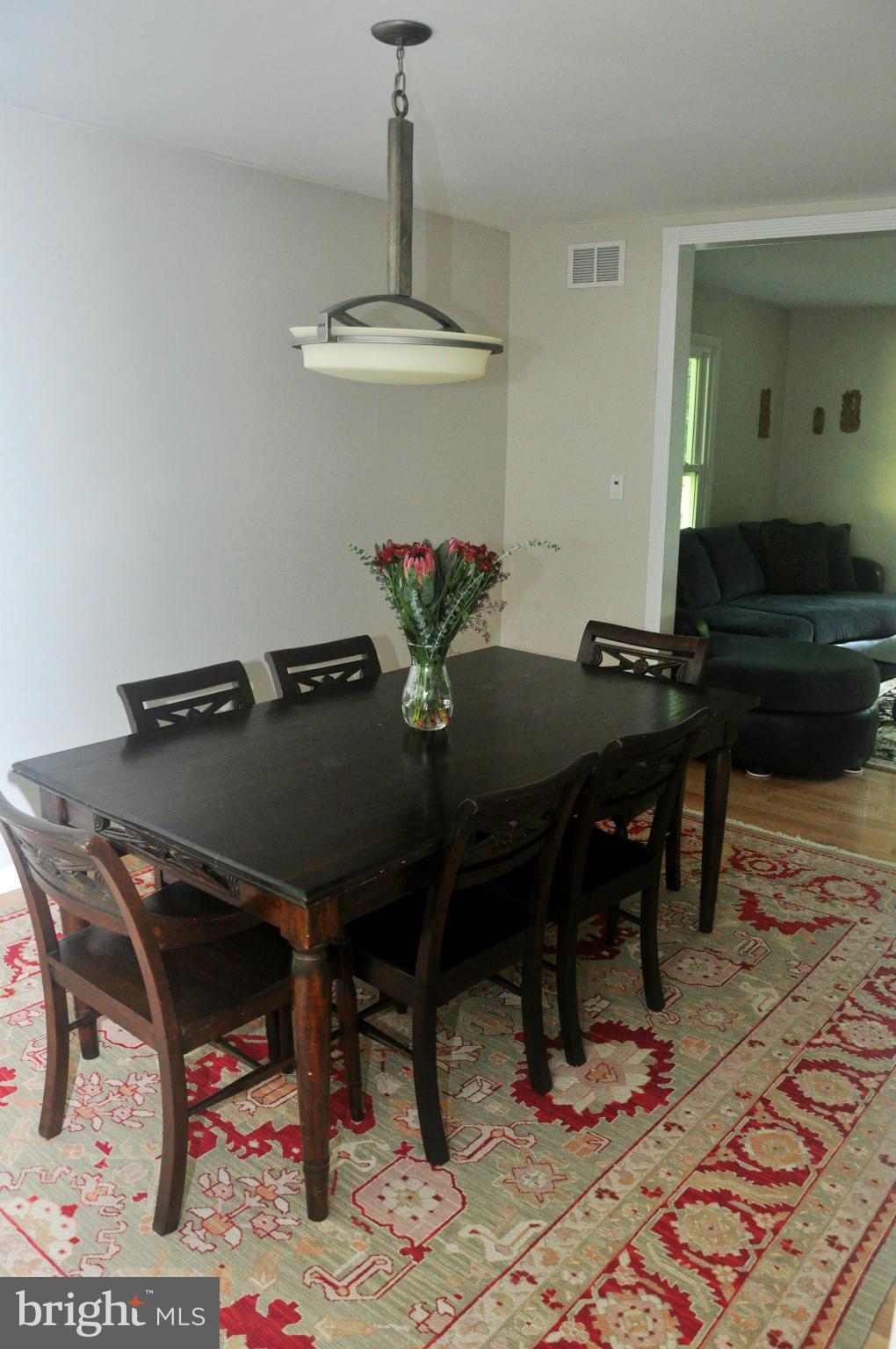 7038 Roxann Road Alexandria, VA 22315 - Photo 12 of 30 Dining Room