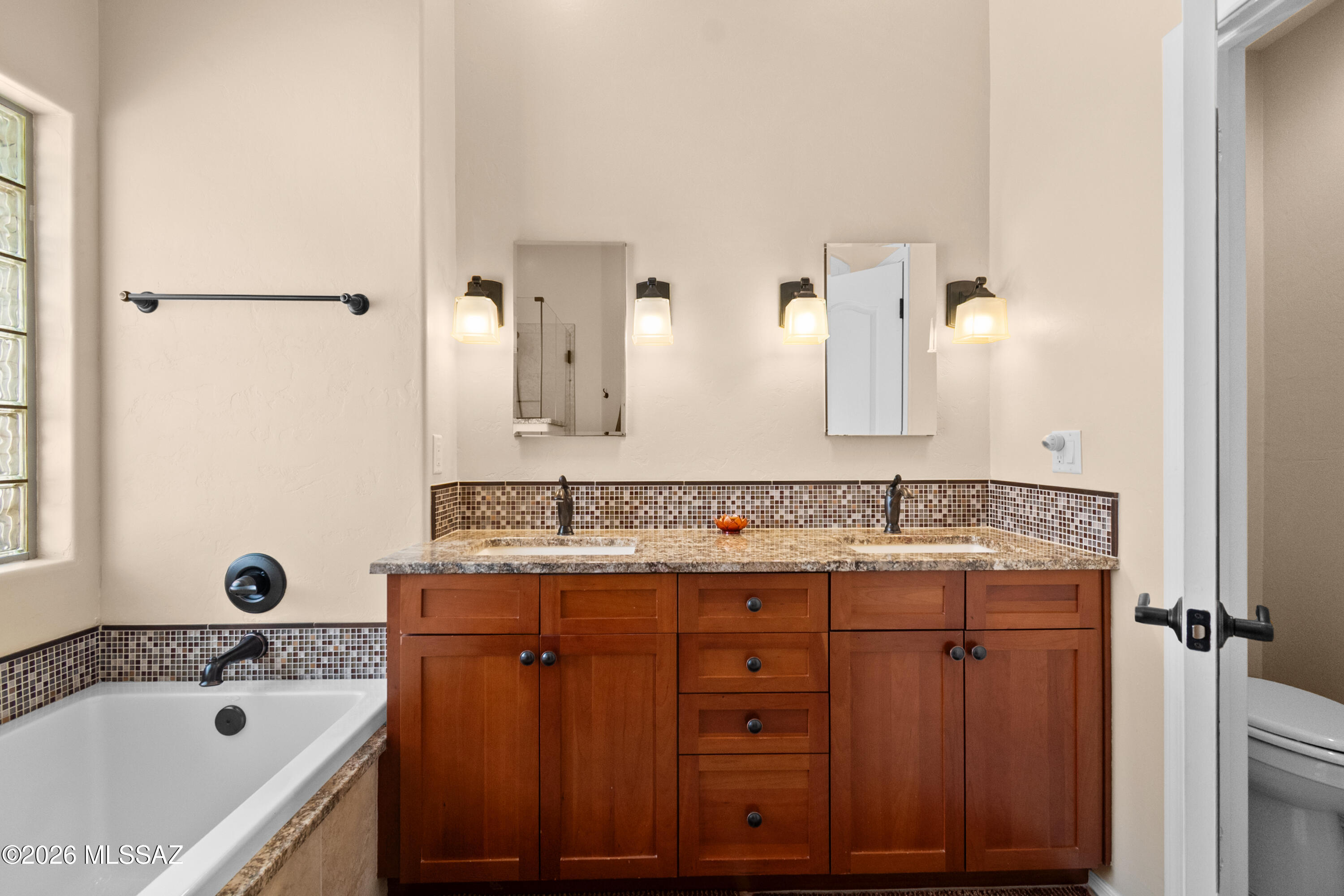 5305 Spring View Drive Tucson, AZ 85749 - Photo 19 of 41 Interior 28