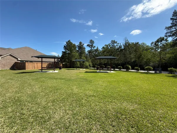 $325,000 | 3057 Pampaneria Drive, Conroe, TX 77301