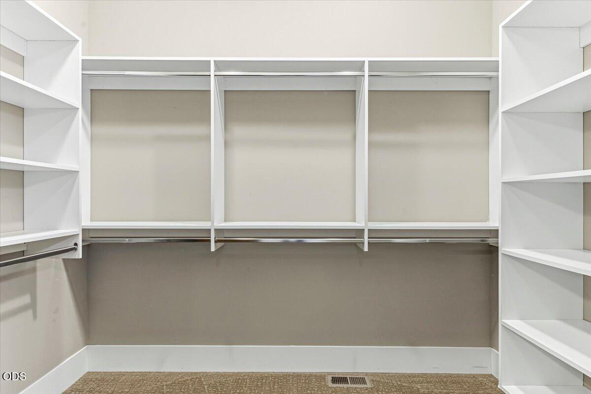61333 Kindle Rock Loop Bend, OR 97702 - Photo 39 of 53 a view of an empty walk in closet