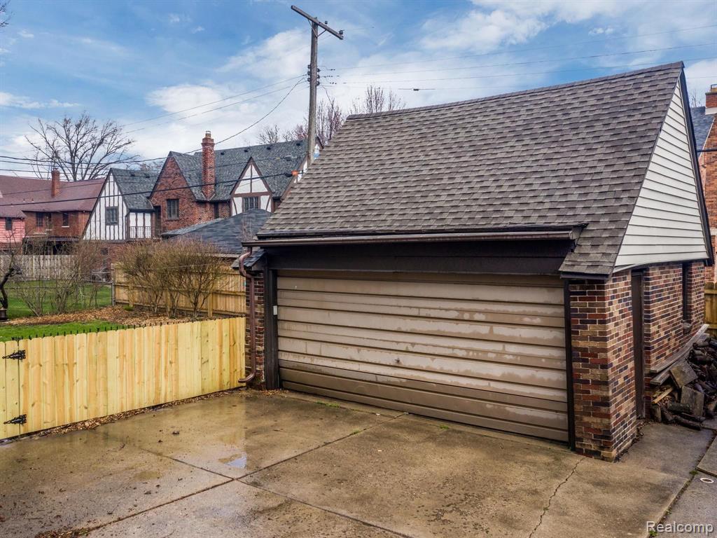 1122 Bishop Road Grosse Pointe Park, MI 48230 - Photo 39 of 44