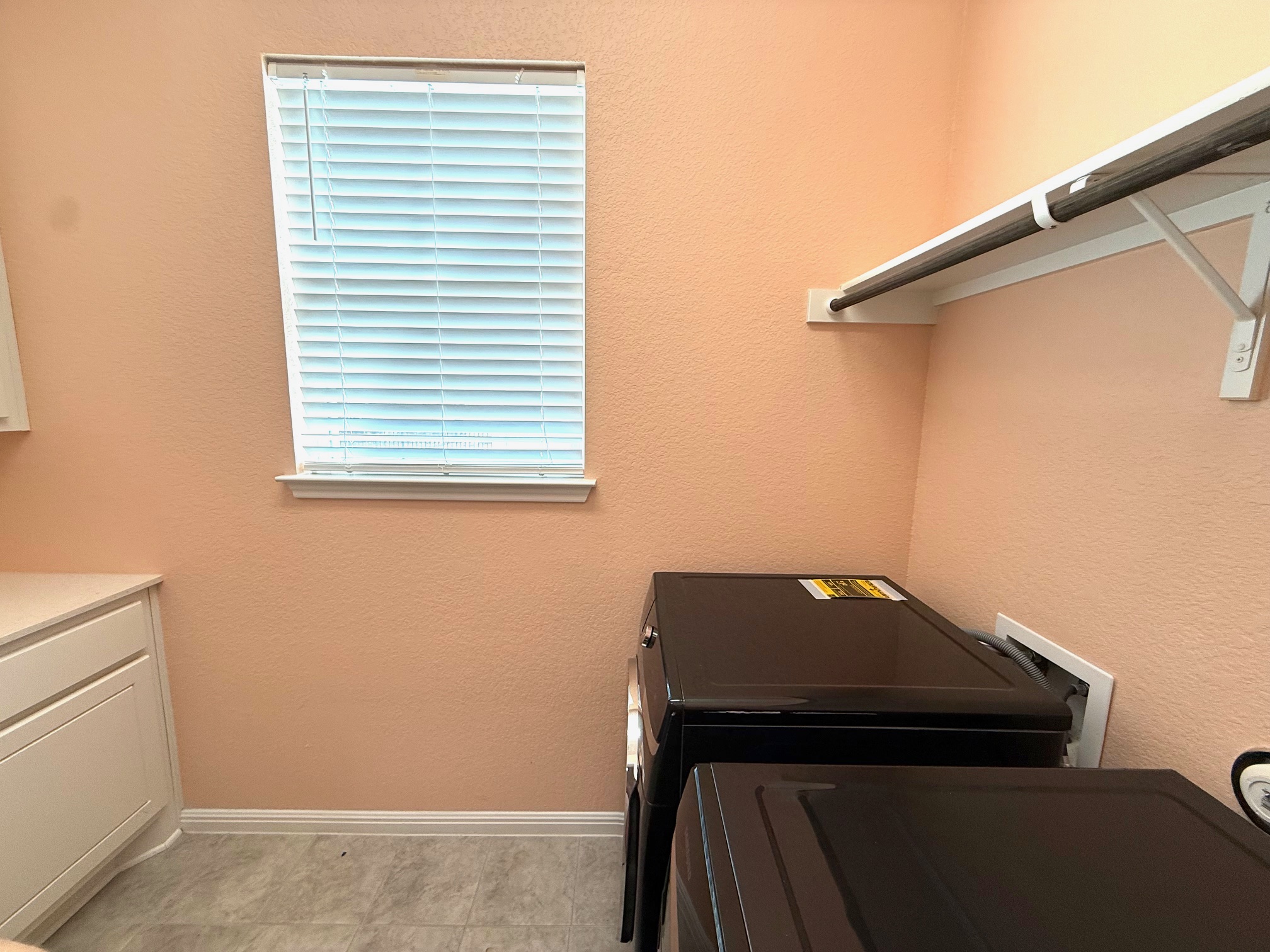 3625 Garrano Bend Leander, TX 78641 - Photo 19 of 31 a view of sitting area in front of a window