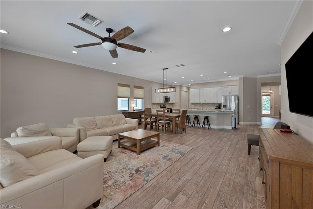 4072 Raffia Drive Naples, FL 34119 - Photo 3 of 17