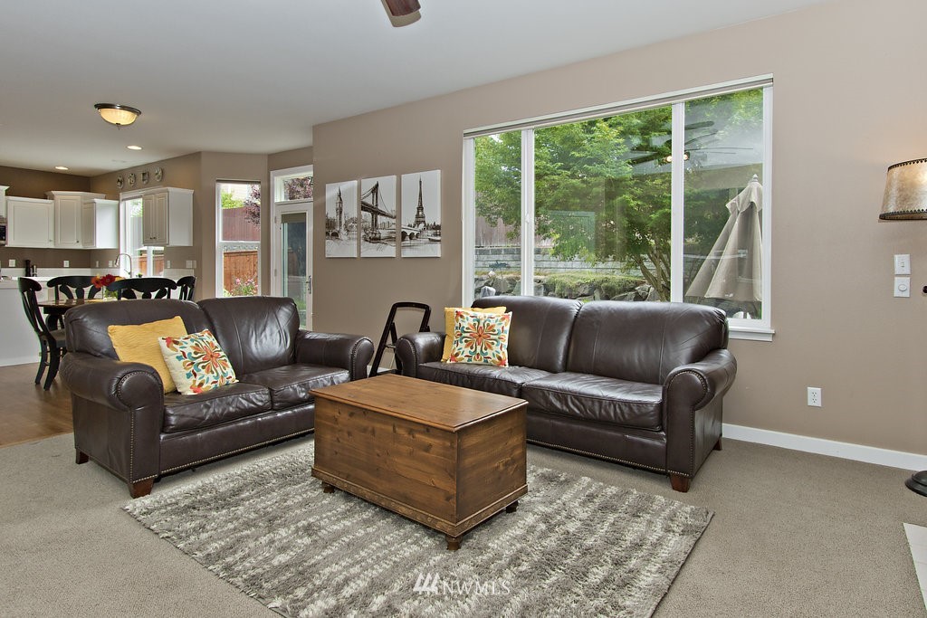 528 Pasco Place Northeast Renton, WA 98059 - Photo 6 of 24
