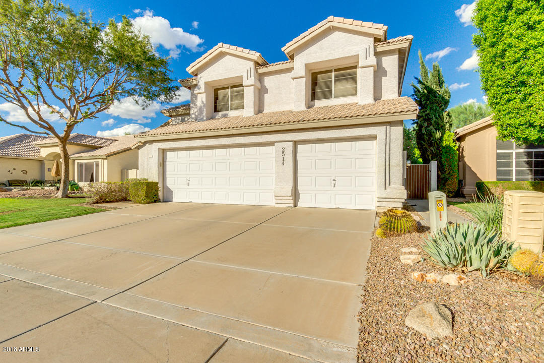 2514 East Rockledge Road Phoenix, AZ 85048 - Photo 3 of 50 03-Rockledge