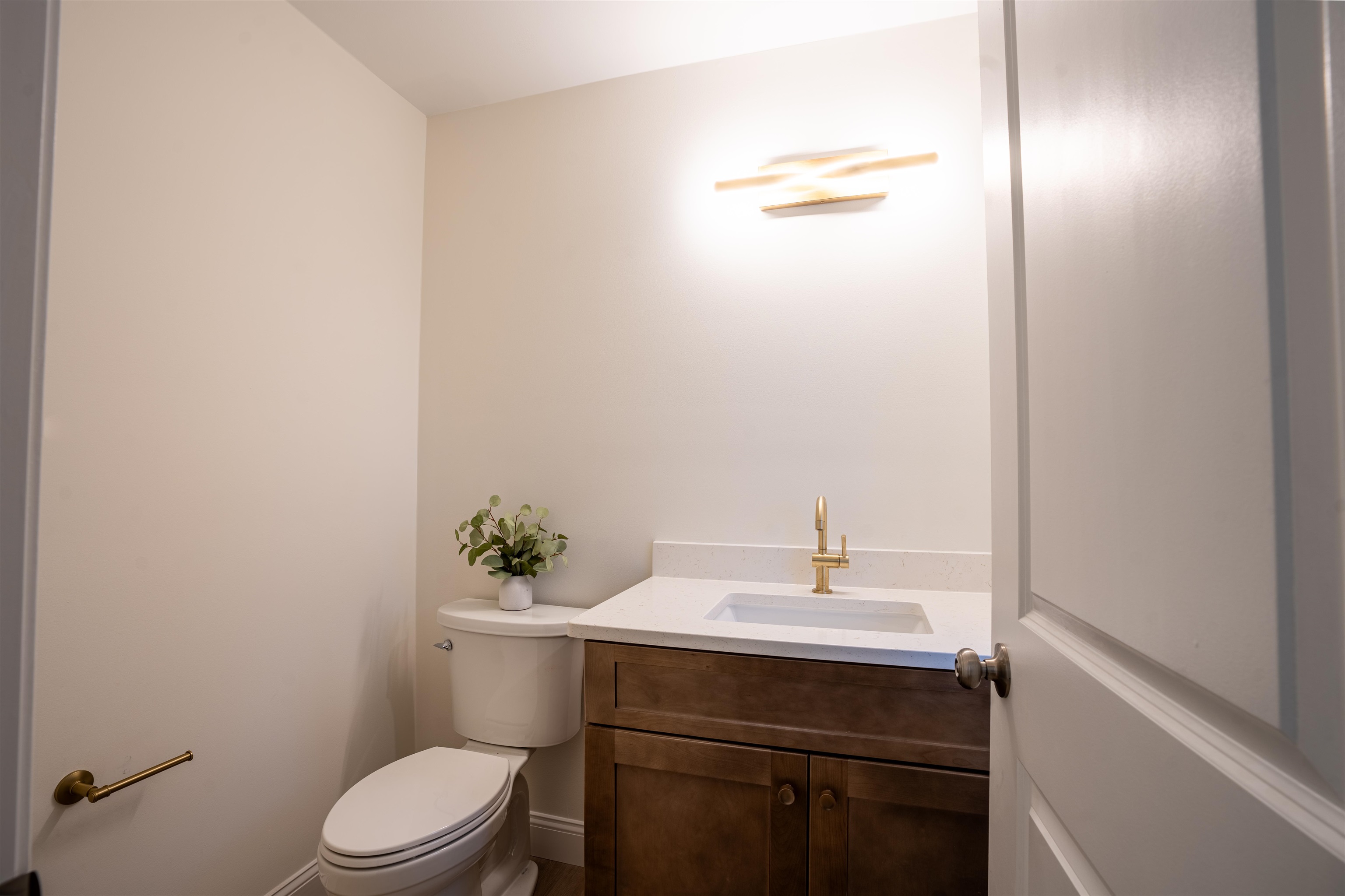 106 Lock Street Nashua, NH 03064 - Photo 12 of 27