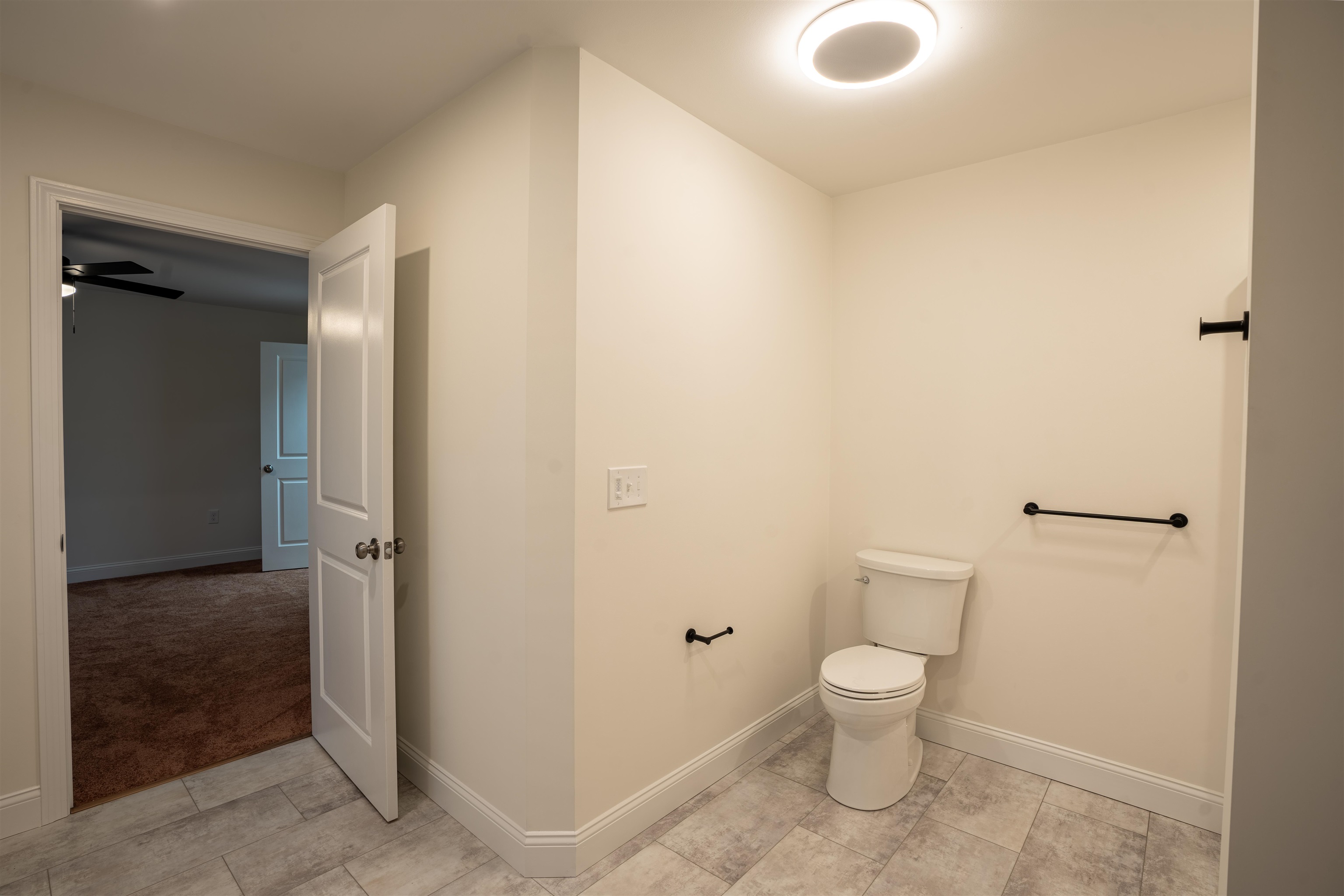 106 Lock Street Nashua, NH 03064 - Photo 16 of 27