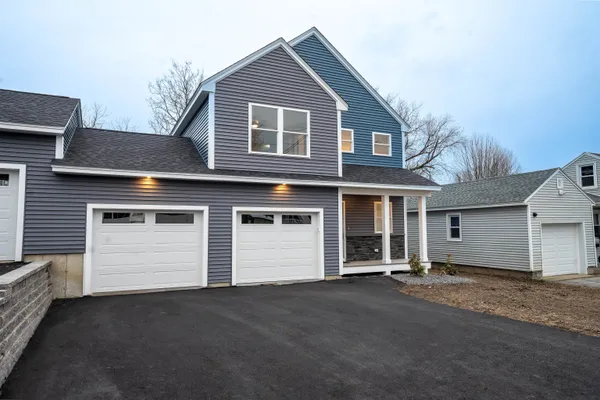 $739,900 | 106 Lock Street, Nashua, NH 03064