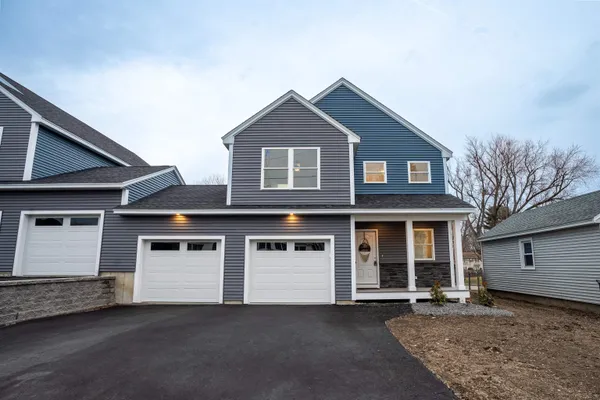 $739,900 | 106 Lock Street, Nashua, NH 03064