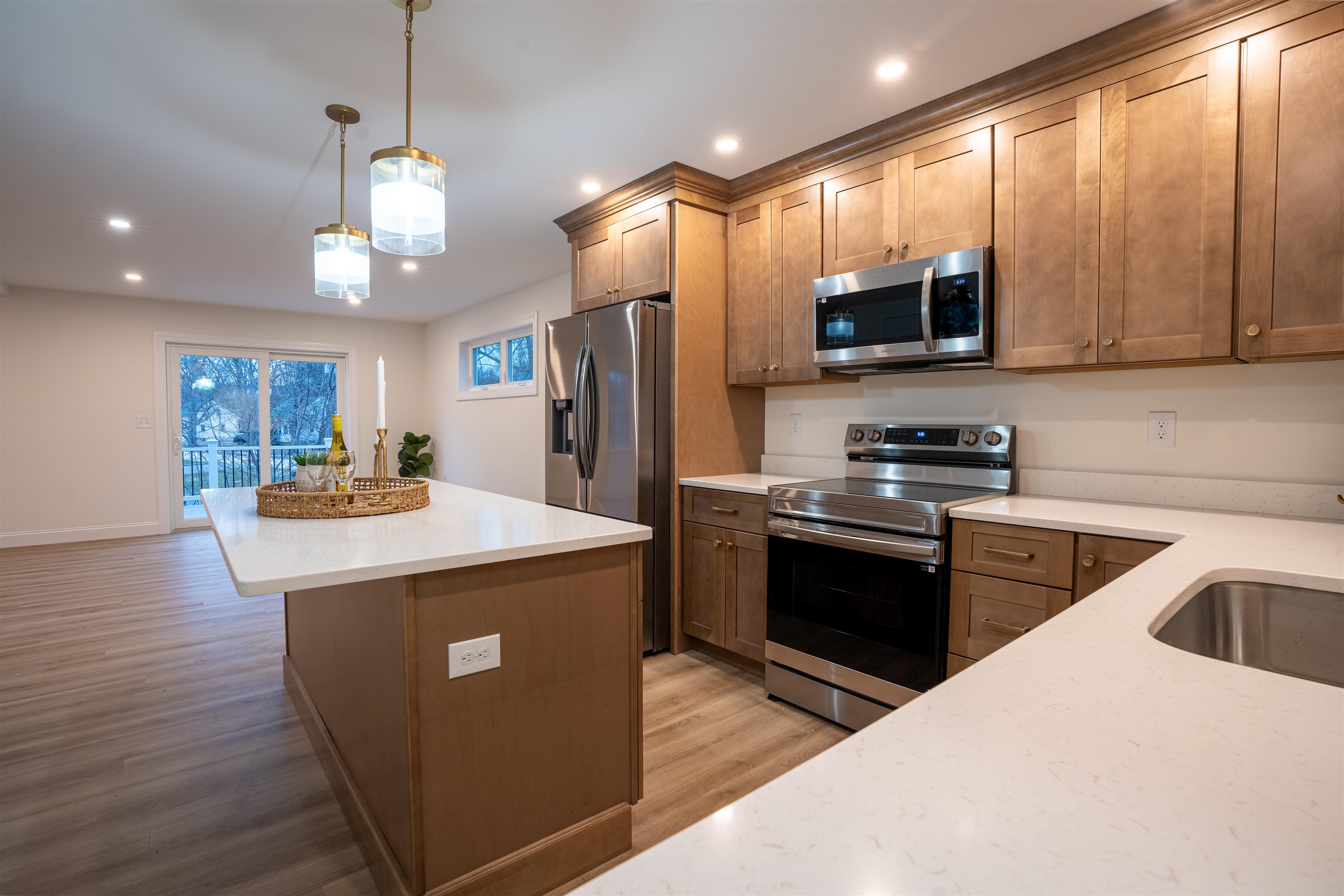 106 Lock Street Nashua, NH 03064 - Photo 7 of 27