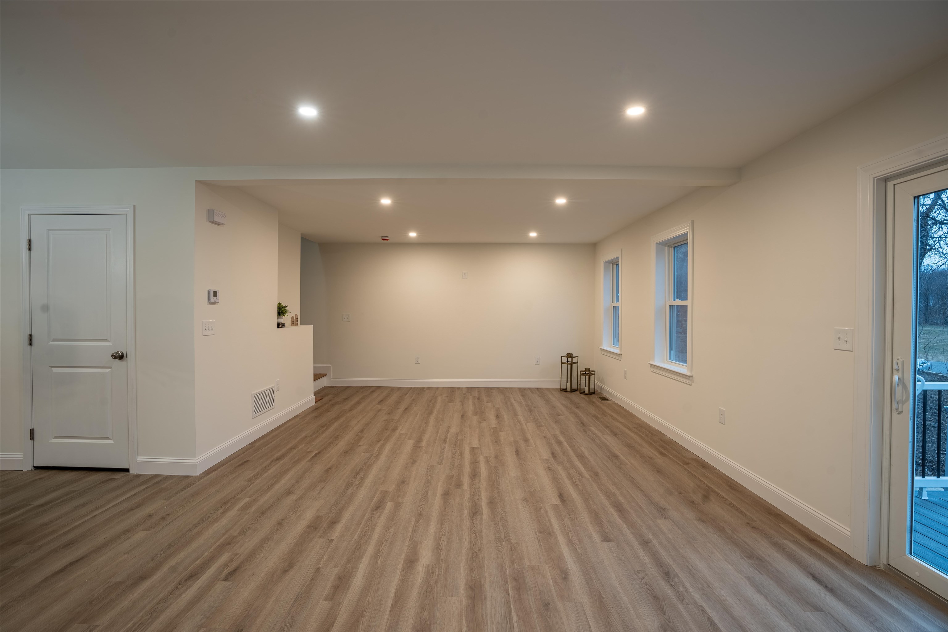 106 Lock Street Nashua, NH 03064 - Photo 10 of 27