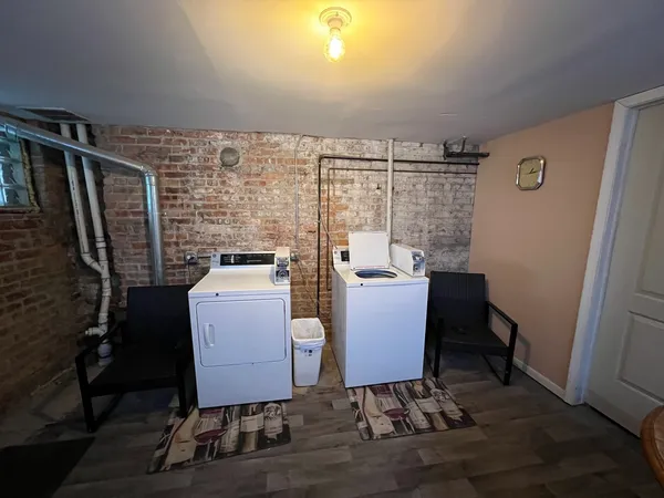 $1,750 | 1336 West Farwell Avenue, Unit 2E, Chicago, IL 60626