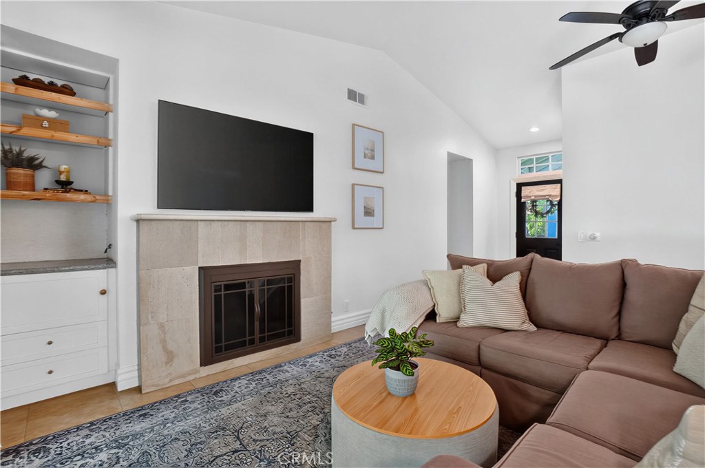 39771 Old Carriage Road Murrieta, CA 92563 - Photo 10 of 34