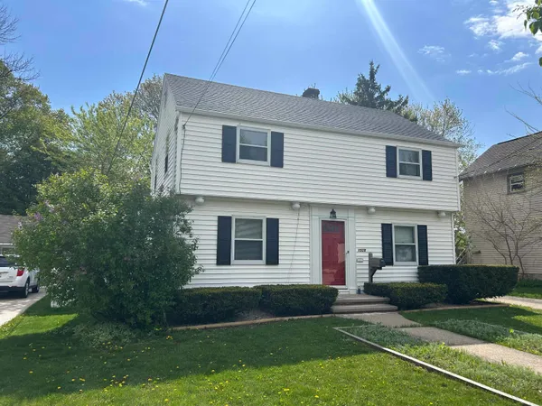 $315,000 | 1928 South Lawe Street, Appleton, WI 54915