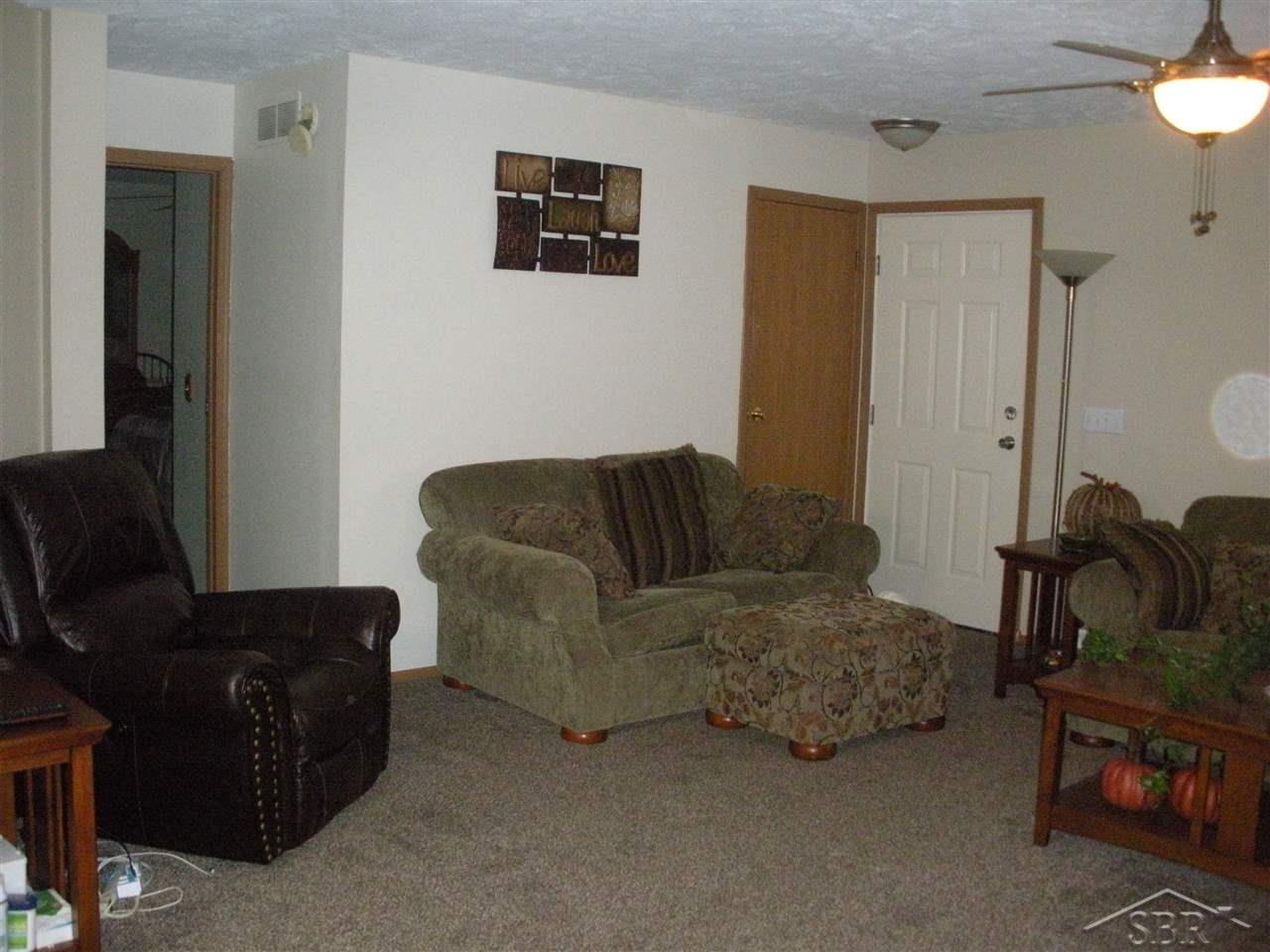 6465 Caine Road Vassar, MI 48768 - Photo 3 of 36 31335326-2.JPG