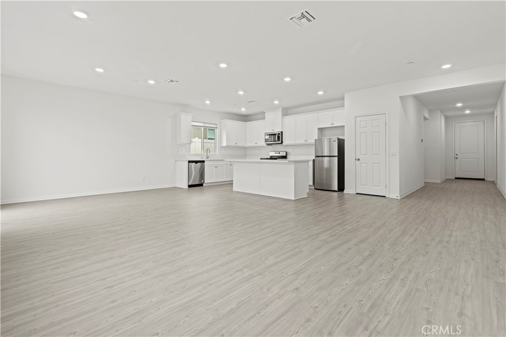 19668 Season Grv Drive Riverside, CA 92507 - Photo 12 of 15