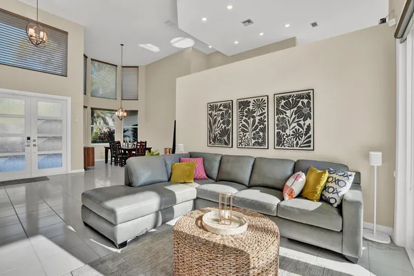 $1,430,000 | 142 Corinthian Circle, Jupiter, FL 33458