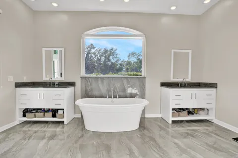 $1,450,000 | 142 Corinthian Circle, Jupiter, FL 33458