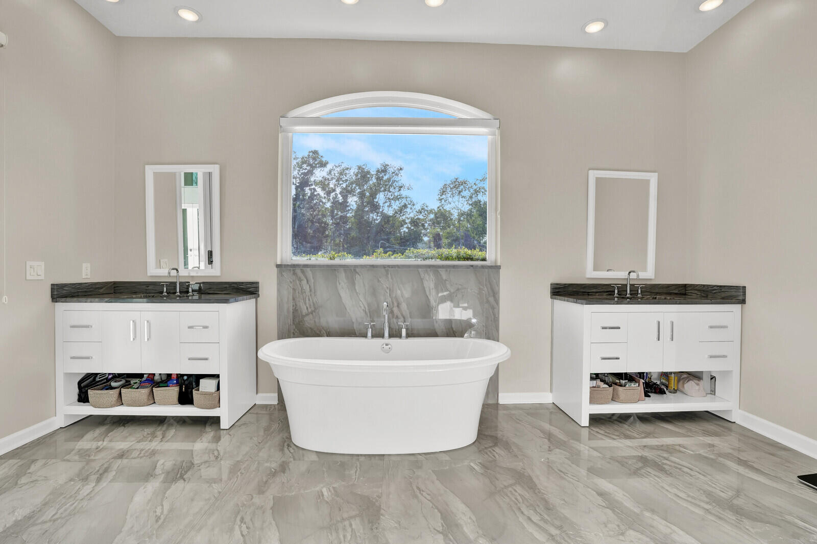 142 Corinthian Circle Jupiter, FL 33458 - Photo 24 of 56 25_Image_26_mls