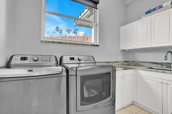 $1,430,000 | 142 Corinthian Circle, Jupiter, FL 33458