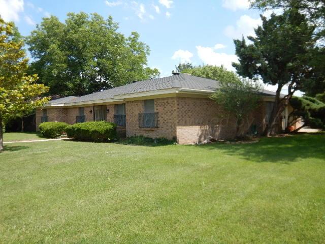 6805 Dreyfuss Road Amarillo, TX 79106 - Photo 1 of 19 DSCN8553