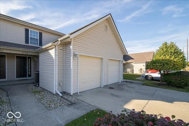 $184,500 | 8428 Hague Road, Unit 13, Indianapolis, IN 46256