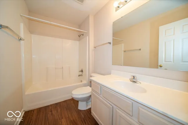 $184,500 | 8428 Hague Road, Unit 13, Indianapolis, IN 46256