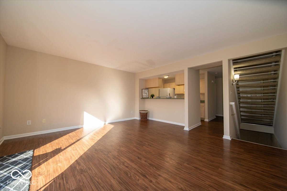 8428 Hague Road, Unit 13 Indianapolis, IN 46256 - Photo 4 of 22 Gallery Image 4
