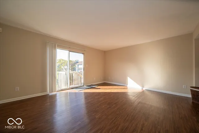 $184,500 | 8428 Hague Road, Unit 13, Indianapolis, IN 46256