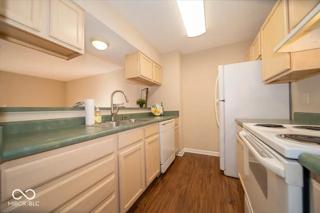 $184,500 | 8428 Hague Road, Unit 13, Indianapolis, IN 46256