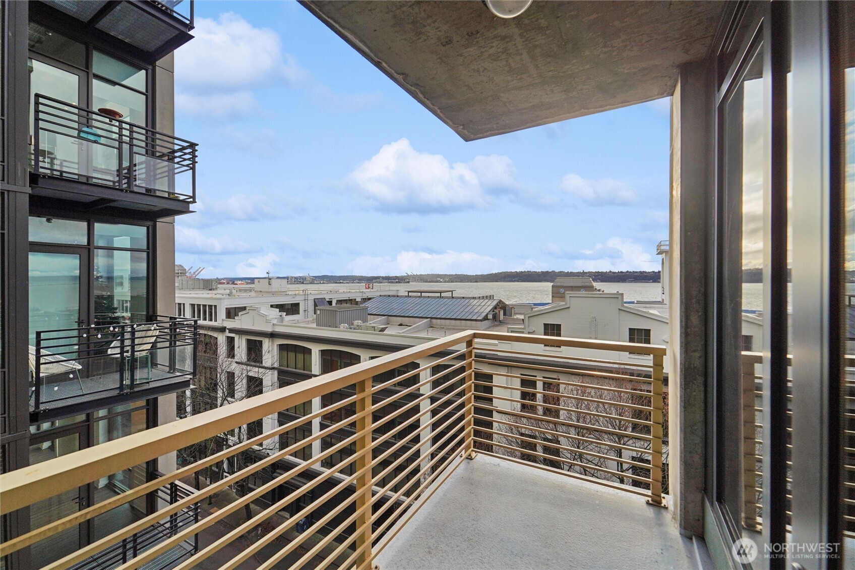 2716 Elliott Avenue, Unit 802 Seattle, WA 98121 - Photo 24 of 34 a view of a balcony with city view