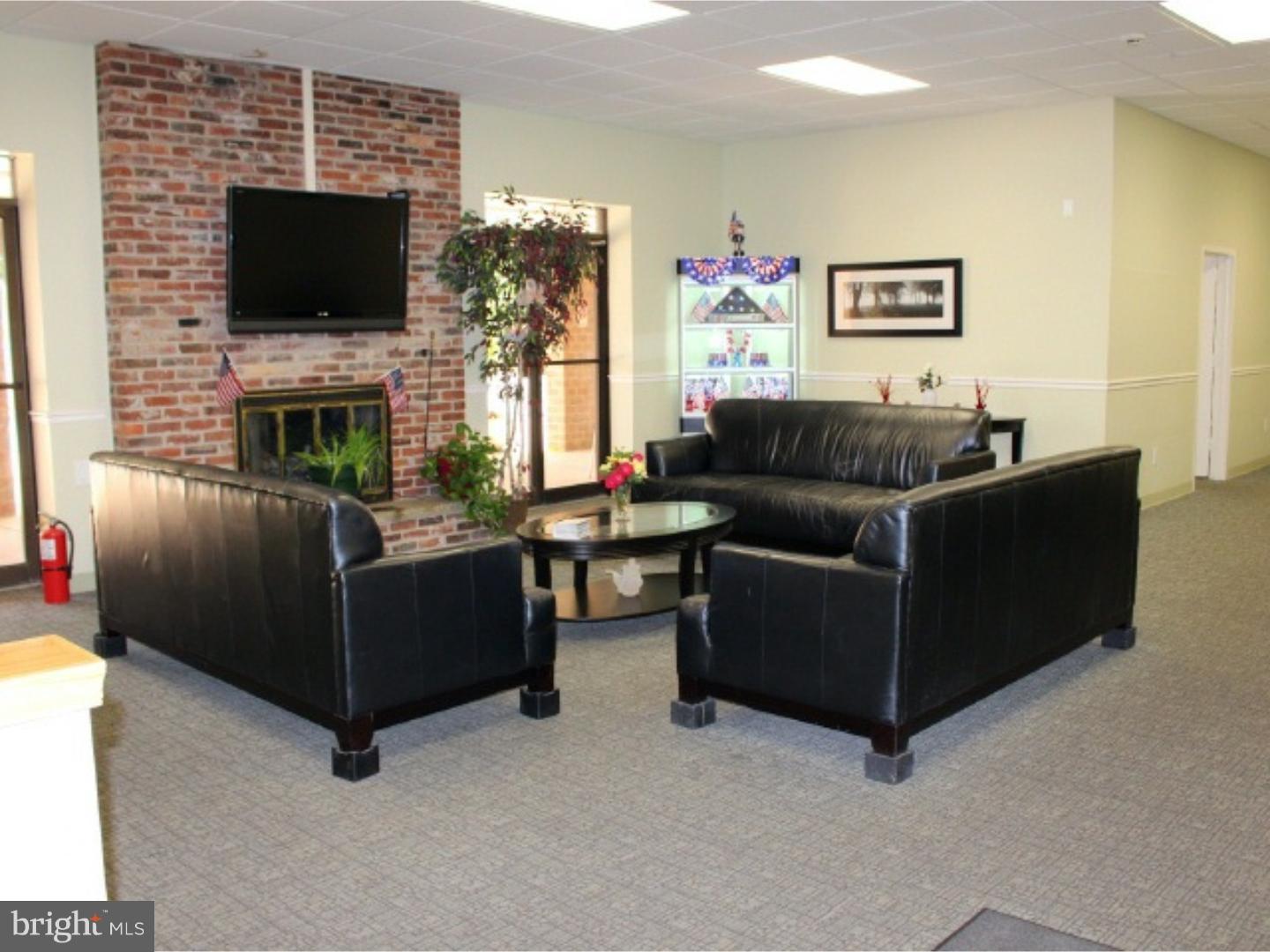 2203 Delaire Landing Road, Unit 203 Philadelphia, PA 19114 - Photo 18 of 25 Gallery Image 18