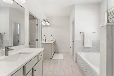 $565,000 | 1043 Tallowtree Drive, Mandeville, LA 70448