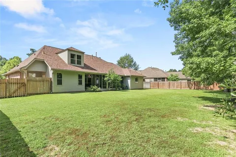 $565,000 | 1043 Tallowtree Drive, Mandeville, LA 70448