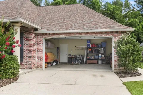 $565,000 | 1043 Tallowtree Drive, Mandeville, LA 70448