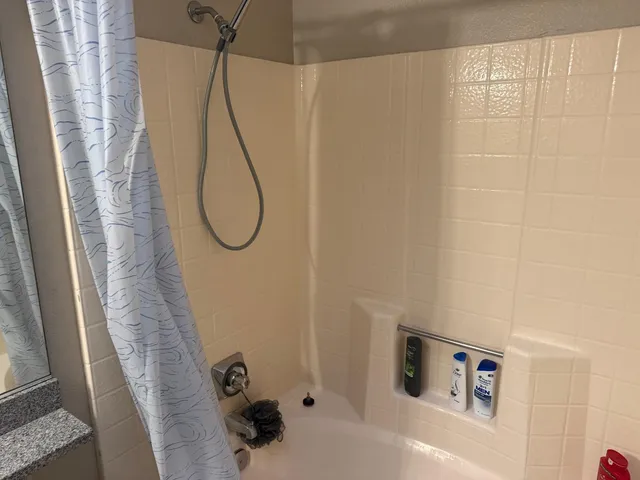 $299,900 | 1338 East Castlecrest Avenue, Visalia, CA 93292