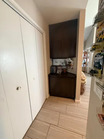 $284,900 | 1338 East Castlecrest Avenue, Visalia, CA 93292