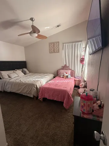 $299,900 | 1338 East Castlecrest Avenue, Visalia, CA 93292