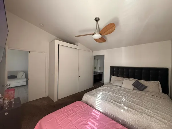 $284,900 | 1338 East Castlecrest Avenue, Visalia, CA 93292