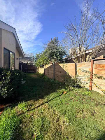 $299,900 | 1338 East Castlecrest Avenue, Visalia, CA 93292