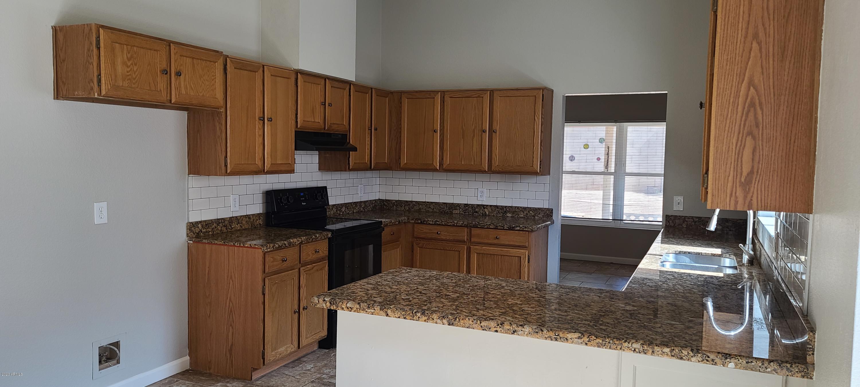 9028 West Granada Road Phoenix, AZ 85037 - Photo 4 of 23 20200715_093556