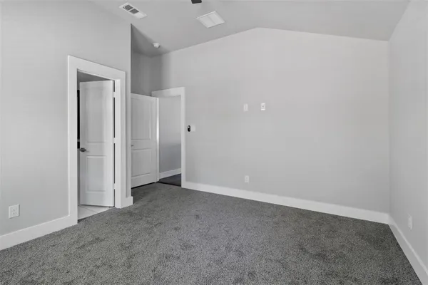 $1,700 | 1905 Gordon Street, Greenville, TX 75401