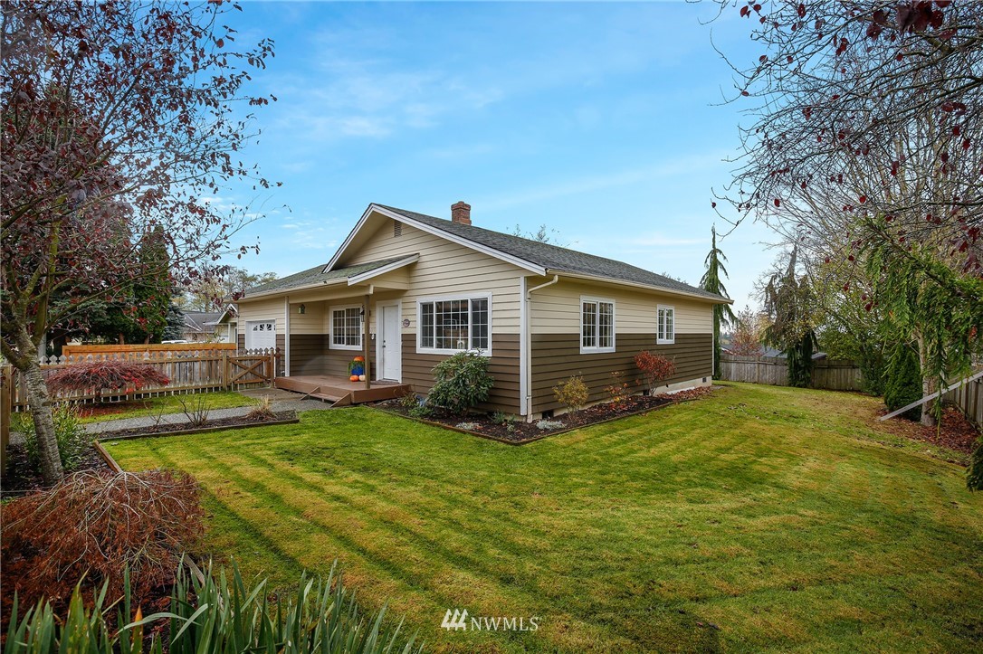 2300 Martin Road Mount Vernon, WA 98273 - Photo 2 of 24 Gallery Image 2