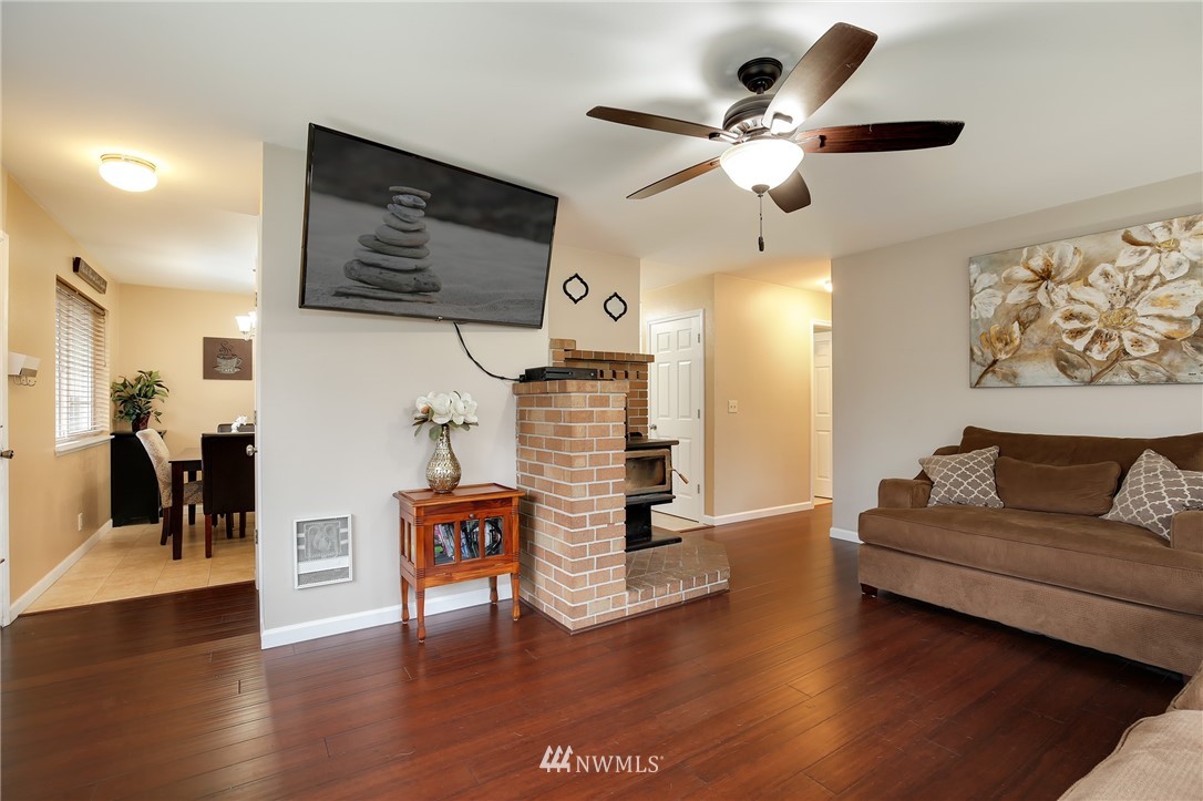 2300 Martin Road Mount Vernon, WA 98273 - Photo 4 of 24 Gallery Image 4