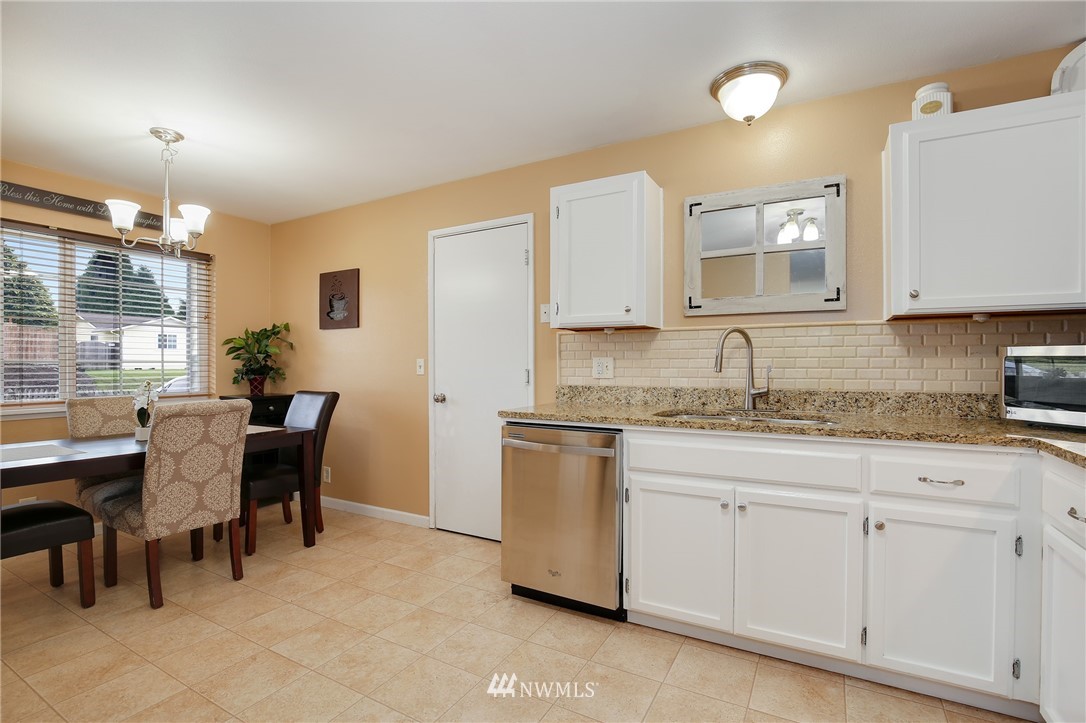 2300 Martin Road Mount Vernon, WA 98273 - Photo 10 of 24 Gallery Image 10