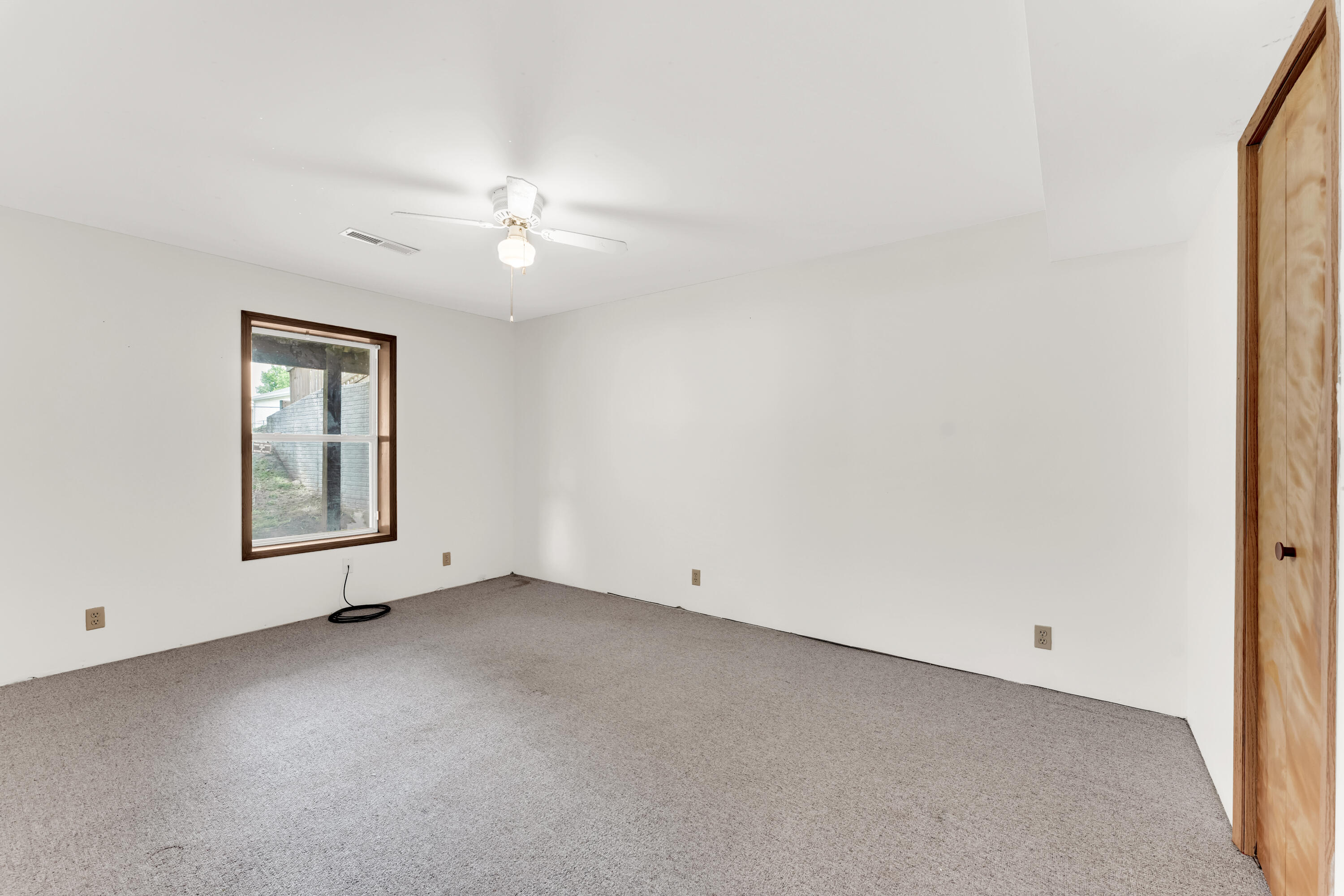711 Rice Street Nixa, MO 65714 - Photo 32 of 39 Bedroom