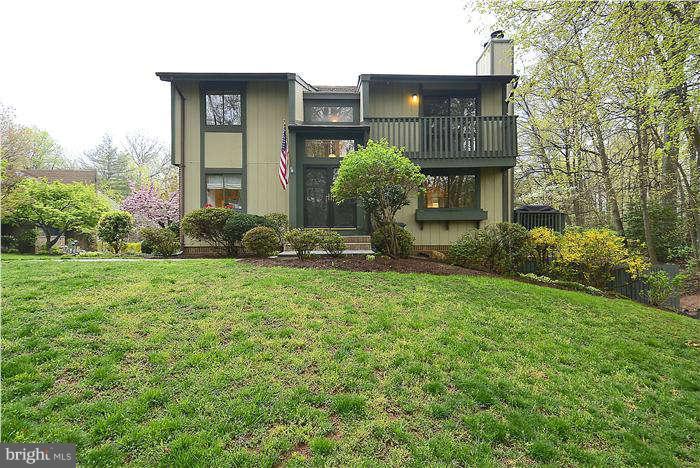 2010 Winged Foot Court Reston, VA 20191 - Photo 2 of 30 Exterior (General)