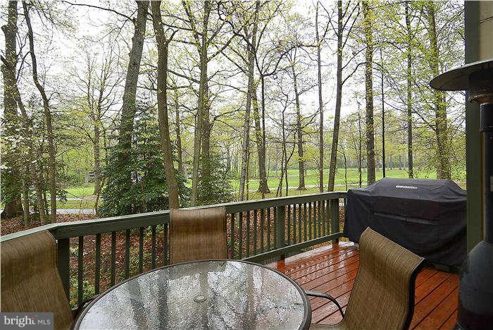 2010 Winged Foot Court Reston, VA 20191 - Photo 12 of 30 Deck off Living Room