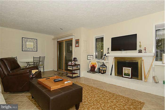 2010 Winged Foot Court Reston, VA 20191 - Photo 19 of 30 LL Rec Room