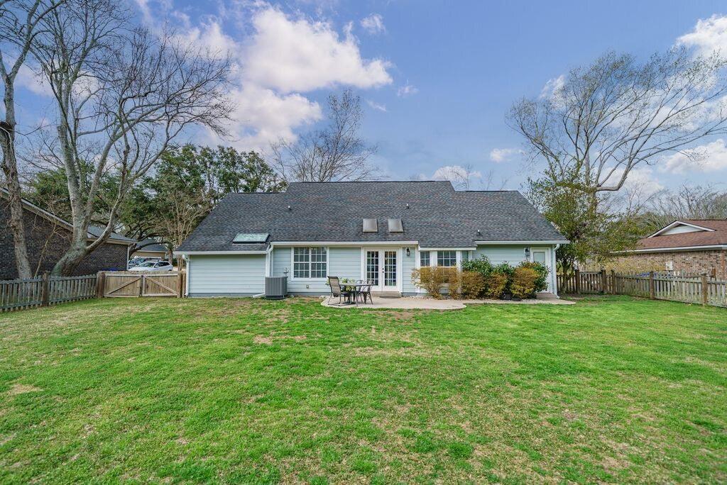 1680 Babington Way Mount Pleasant, SC 29464 - Photo 12 of 22 650813818_10233113309829967_514537013502